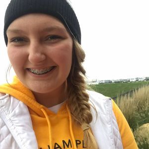 Meet your Posher, Andrea